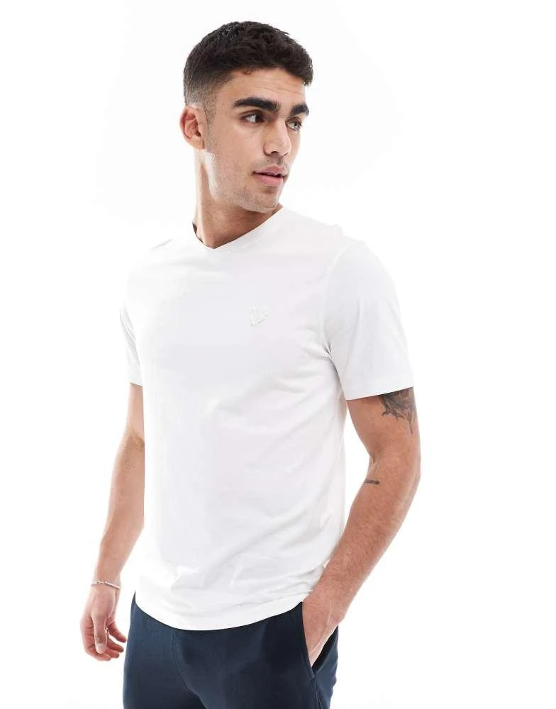 Lyle & Scott Lyle & Scott superfine v neck t-shirt in white 1