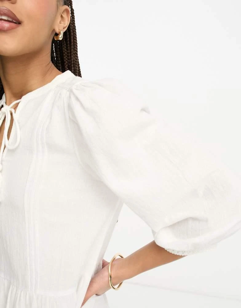 chinese dress ladies Marquee White Lace Applique Off-Shoulder Dress main image 1