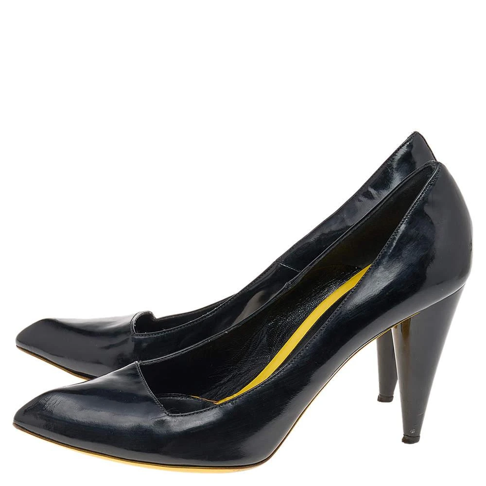 Alexander McQueen Alexander McQueen Black Patent Leather Pointed Toe Pumps Size 38 4