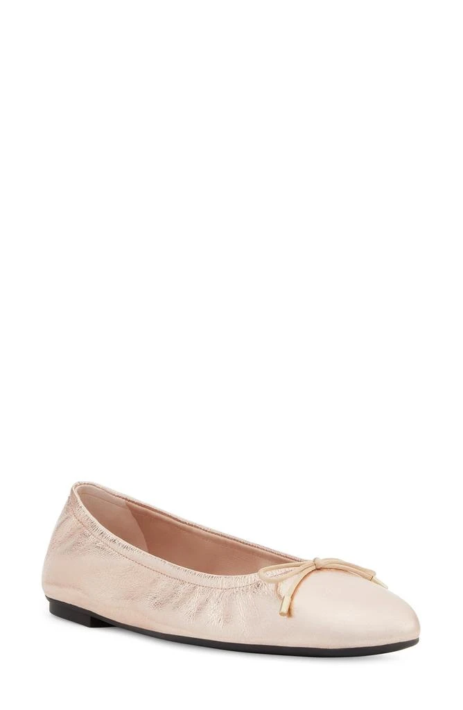 Stuart Weitzman Bow Flat