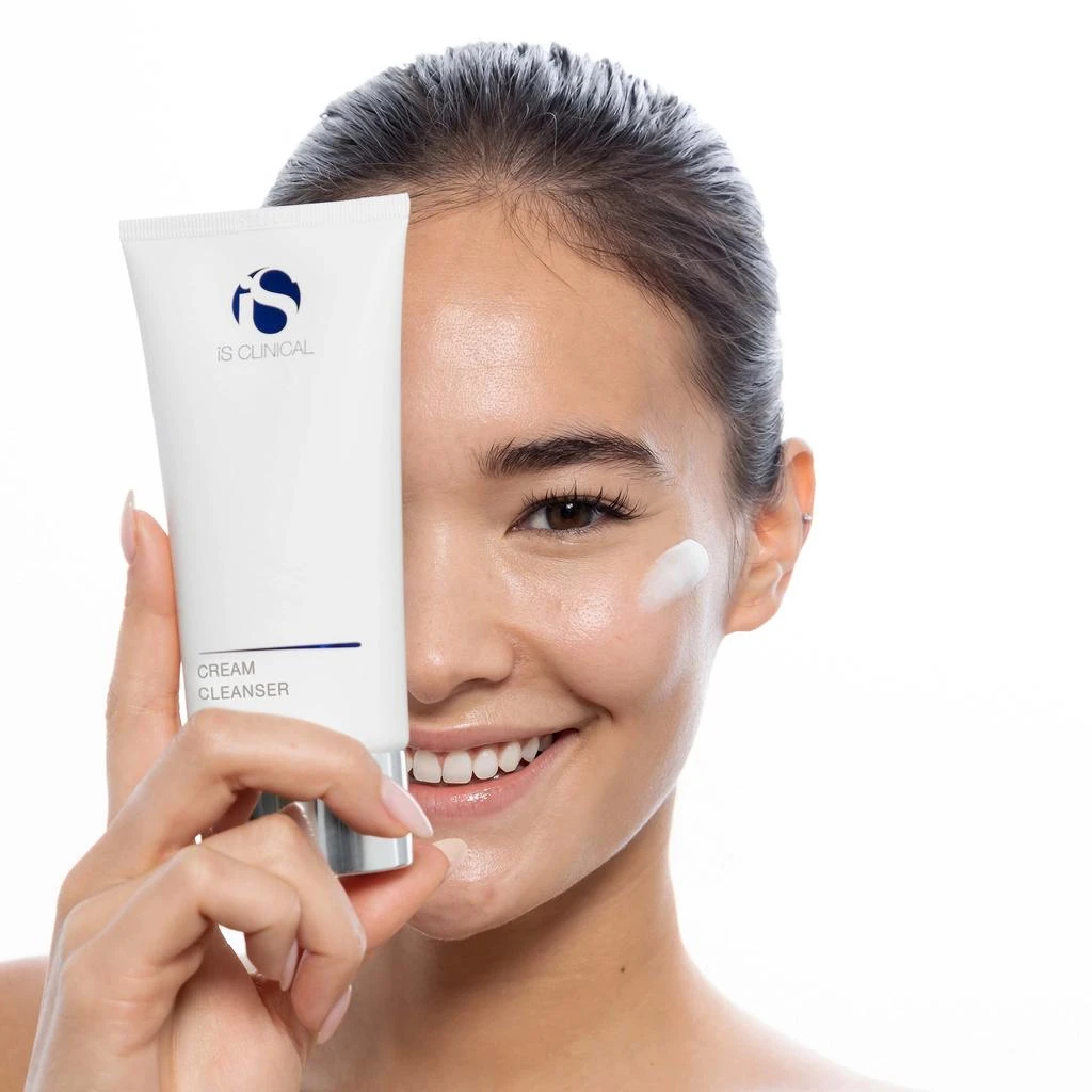 iS CLINICAL iS Clinical Cream Cleanser 3