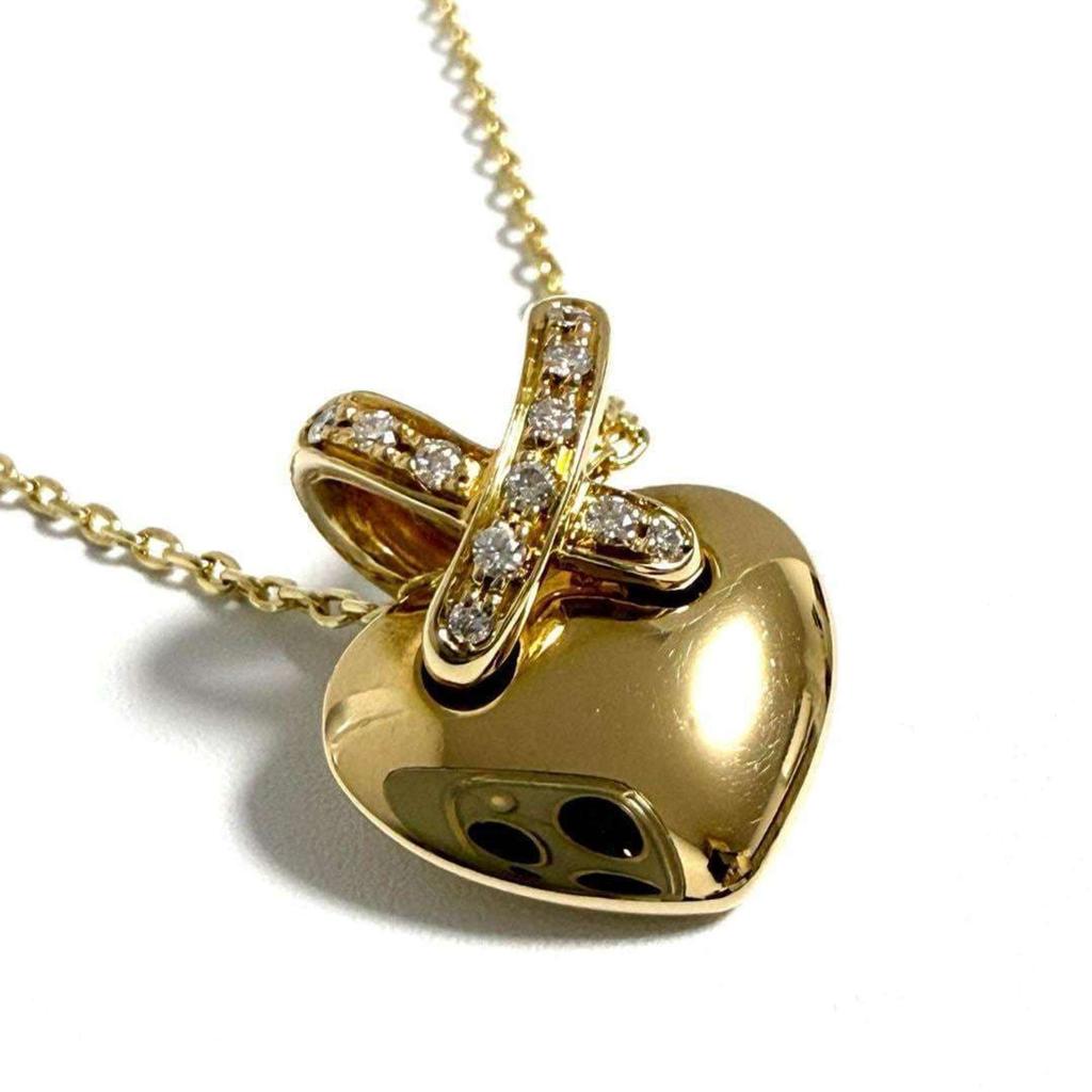 Chaumet Metal yellow gold (18K) Pendant Necklace (Pre-Owned)