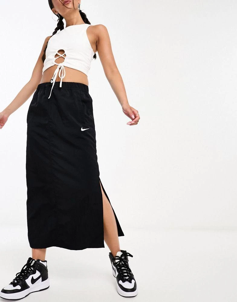 Nike Nike mini swoosh woven cargo maxi skirt in black 1