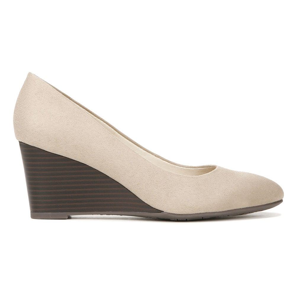 LifeStride Gio Pointed Toe Wedge Pumps