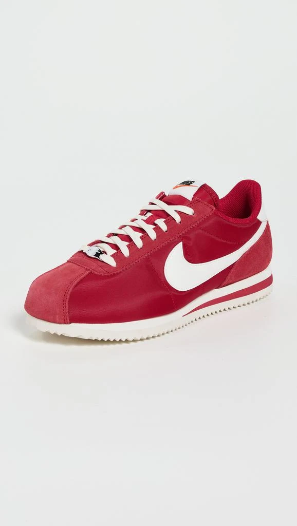NIKE Cortez Sneakers 1