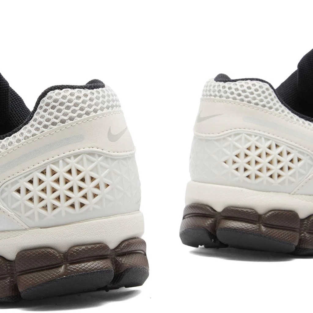 NIKE Nike W Zoom Vomero 5 3