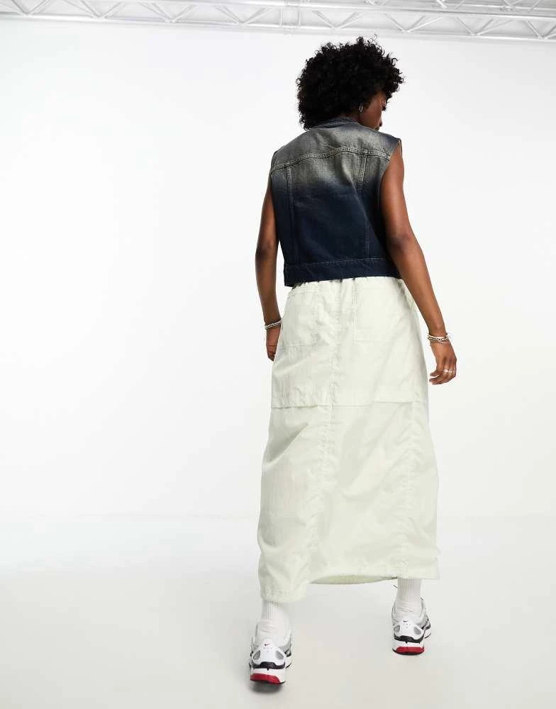NIKE Nike Sport Utility woven cargo maxi skirt in sea glass green 4