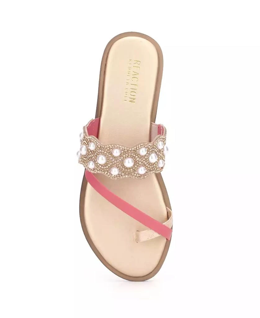 Kenneth Cole Women' Spring X Band Scallop Flat Sandals 4