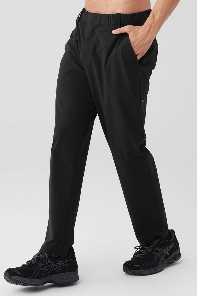 Alo Co-Op Cropped Tech Trouser - Black 3