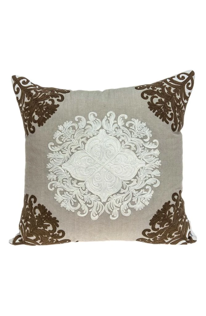 Parkland Pilar Traditional Throw Pillow