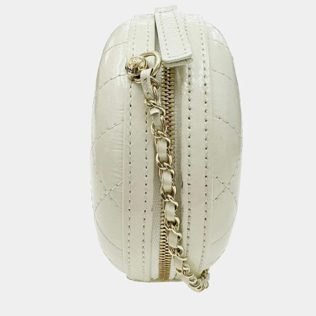 Chanel Chanel Ivory Leather Matelasse Round Chain Shoulder bag 4