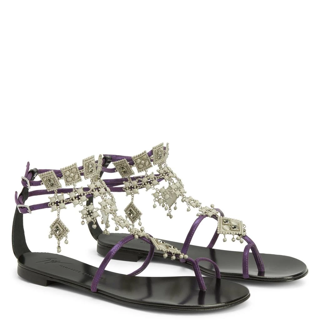 Giuseppe Zanotti Amira 2