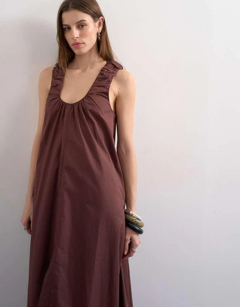 Topshop Topshop poplin ruched neck maxi sundress in chocolate 3