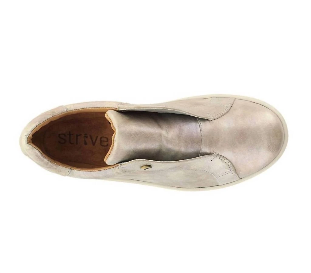 Strive Strive - Women
s Cosmic Athletic Slip-on Sneaker 2
