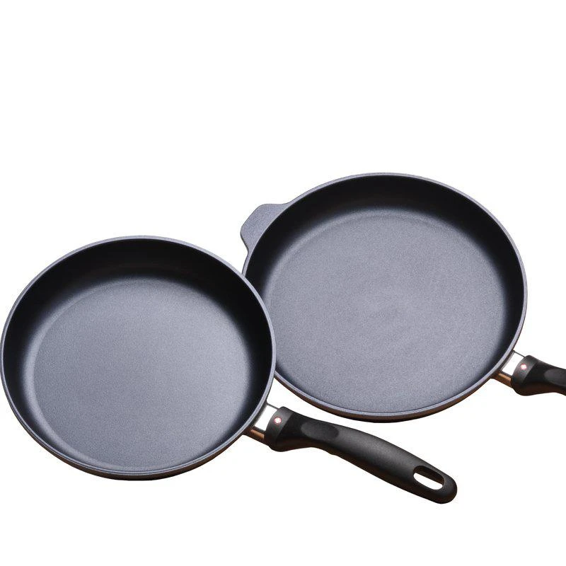 Swiss Diamond 2 Piece Nonstick Fry Pan Set, 9.5 and 11 Inch 1