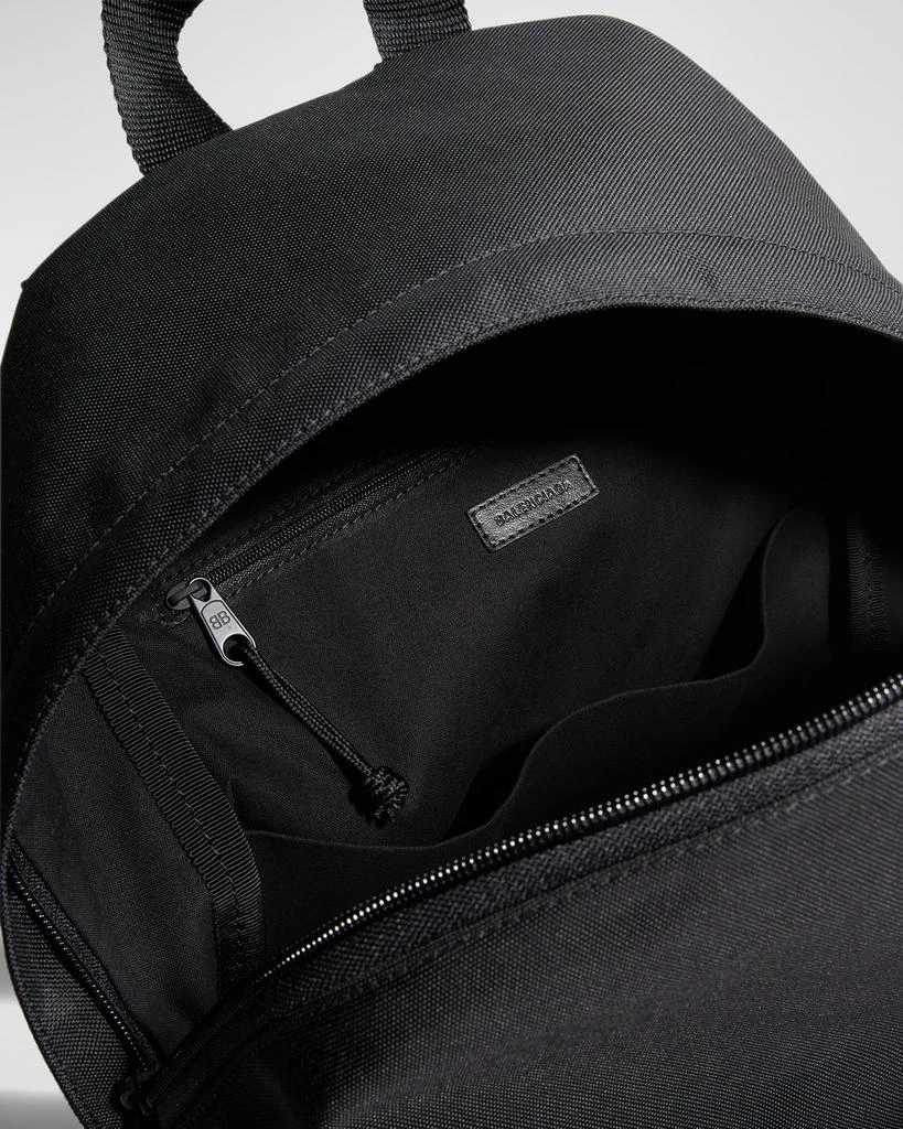 Balenciaga Men display picture 3