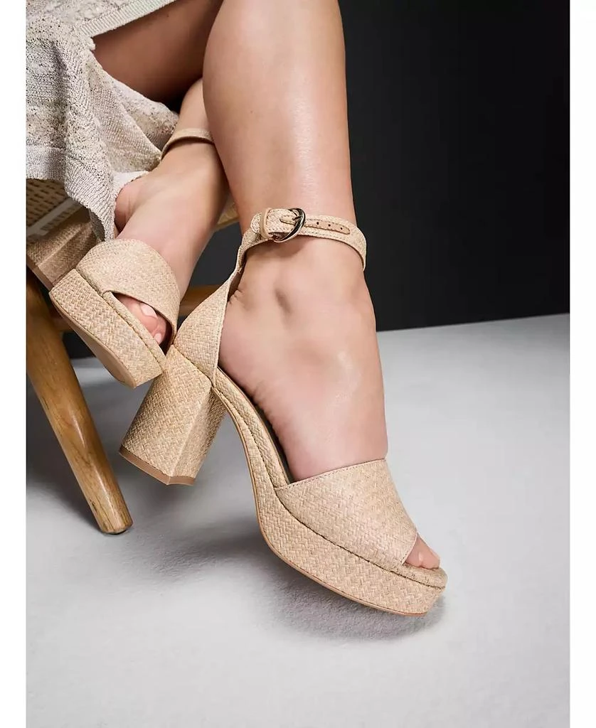 Naturalizer Pearlyn Platform Dress Sandals 6