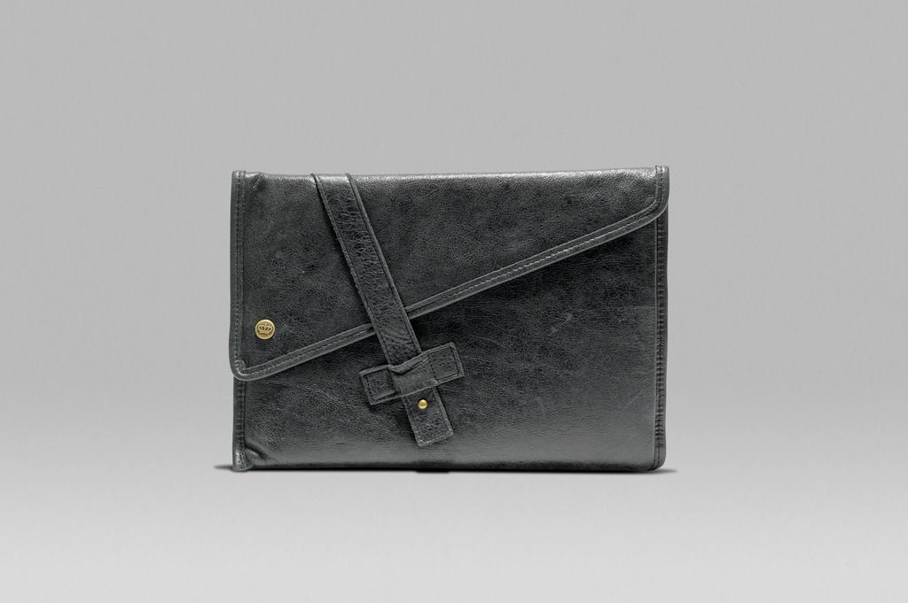 PKG Slim 11" Leather Laptop/Tablet Sleeve