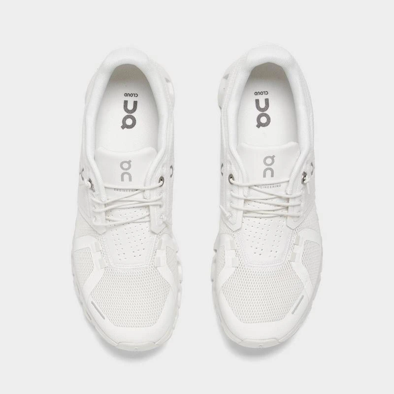 On Women
s On Cloud 5 Running Shoes 5