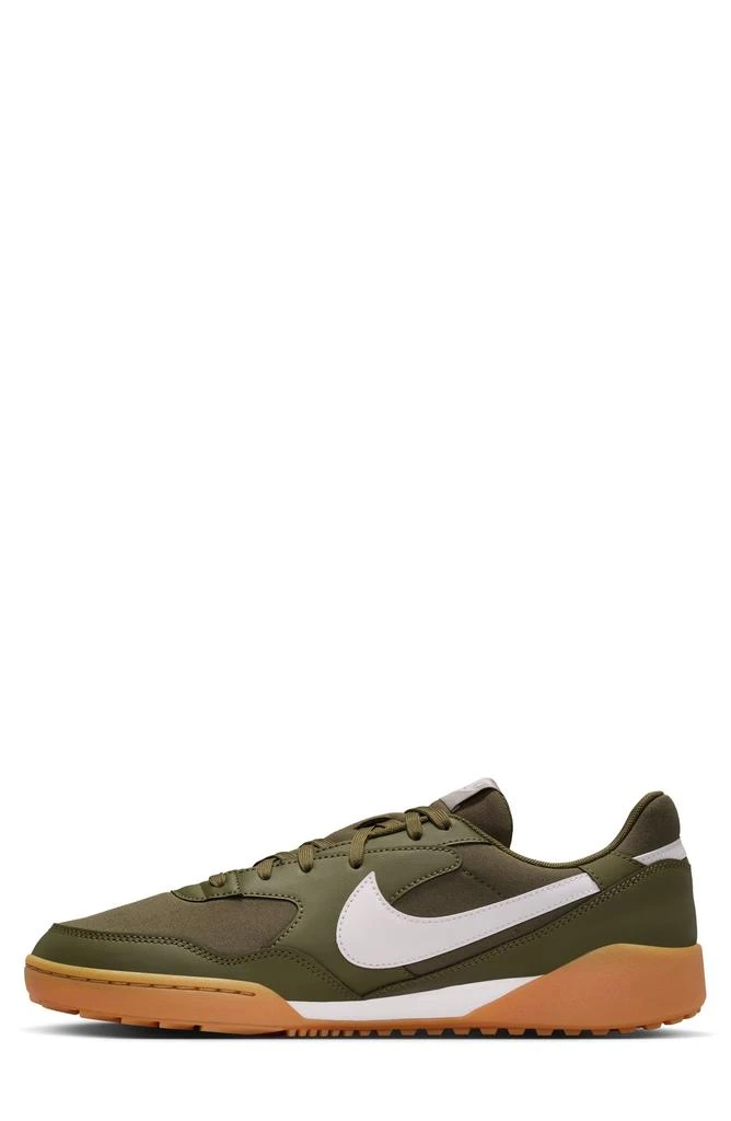 NIKE Terra Manta Sneaker 6