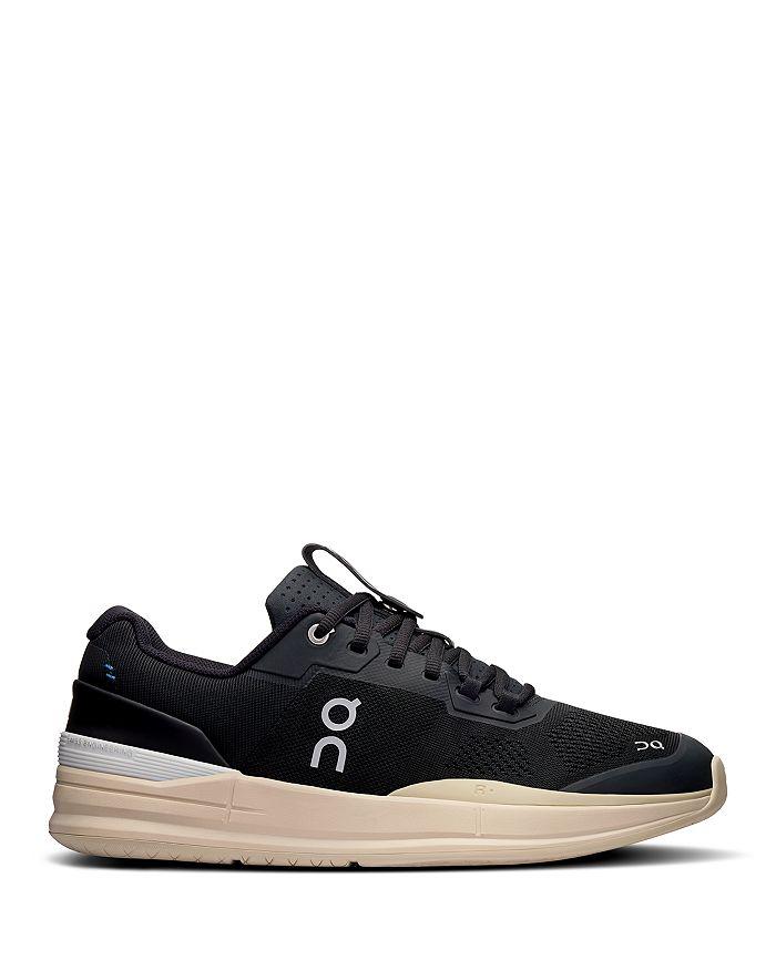On Men
s The Roger Pro Sneaker