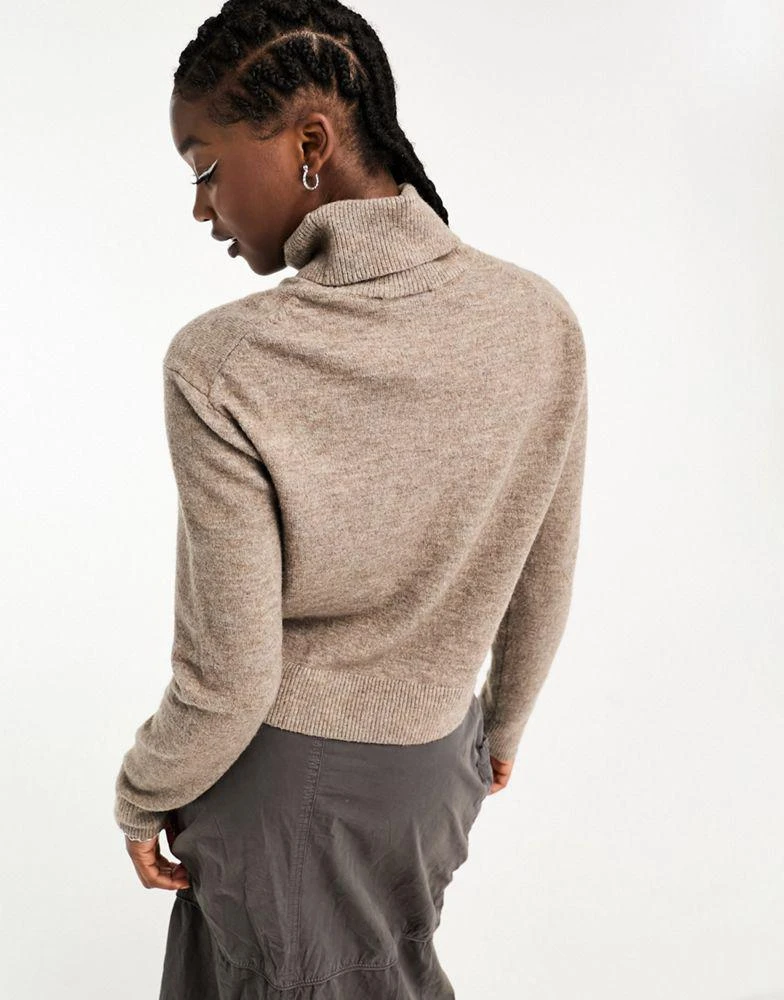 Weekday Weekday Ayla knitted jumper in dark taupe melange 2