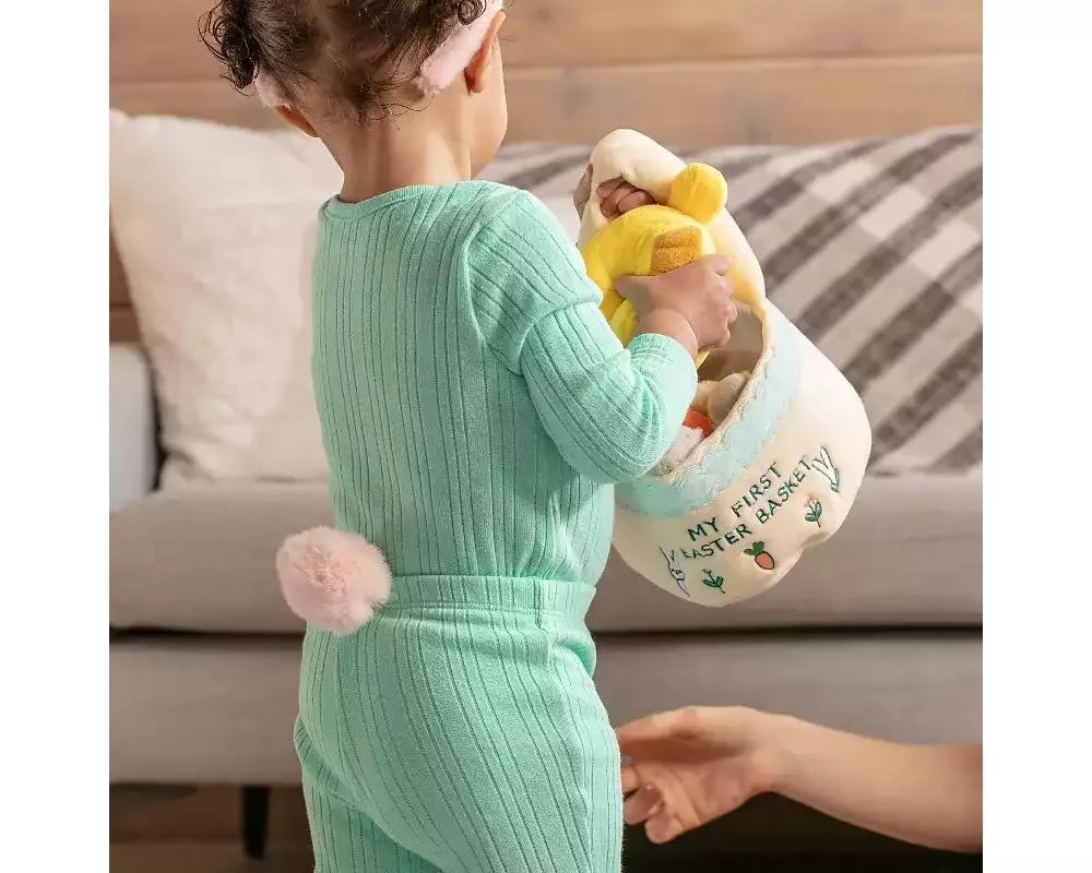 Sperric Easter Baby Plush Playset with Easter Basket, Bunny Holding Carrot, Easter Egg, and Squeaky Chicken, Sensory and Decorative Toys for Babies
Newborns 9