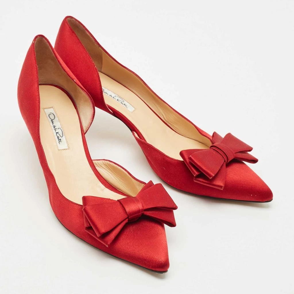 Oscar de la Renta Oscar de la Renta Red Satin Pointed Toe Bow D'orsay Pumps Size 41 4