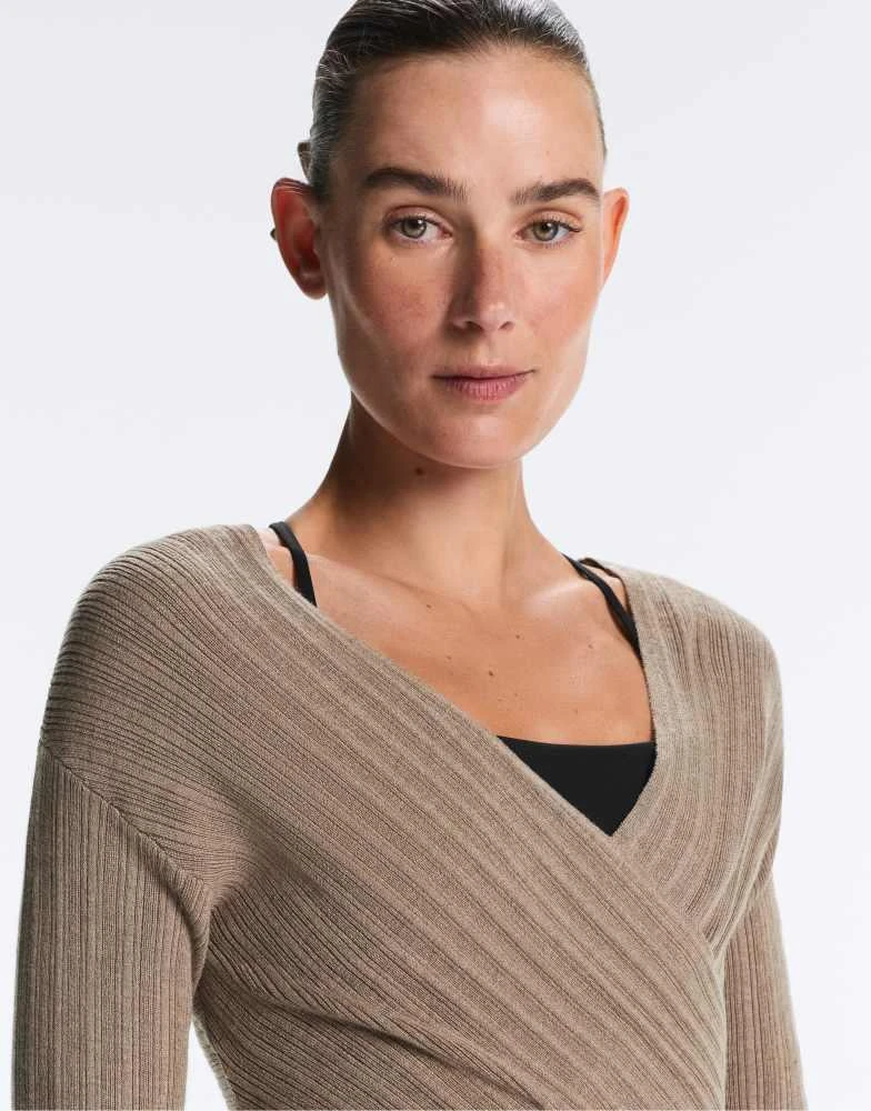 OYSHO OYSHO Fine knit rib jumper in light brown 3