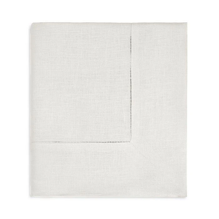 Sferra Festival Tablecloth, 66" x 106" 3