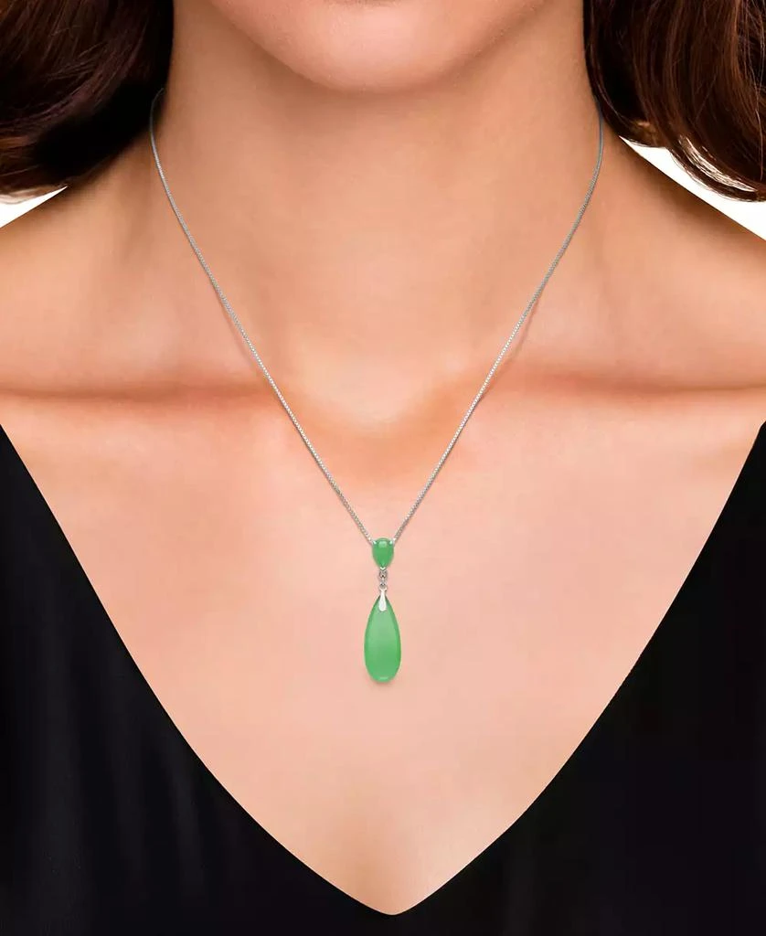 Set Dyed Green Jade Elongated Pear Pendant Necklace