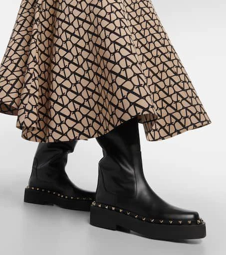 Valentino Rockstud leather knee-high boots 4