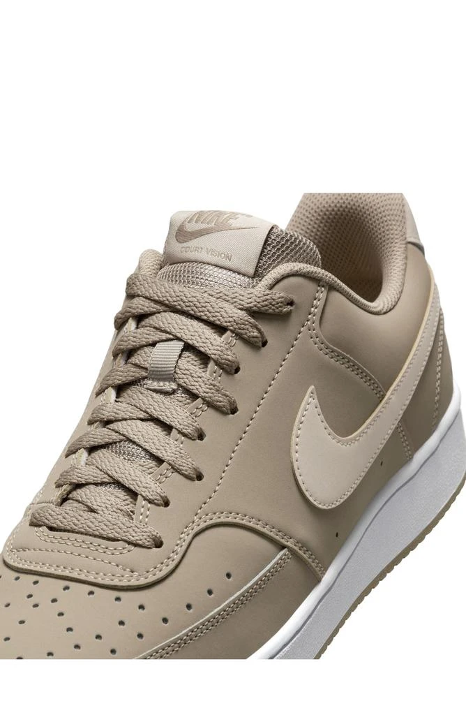 NIKE Court Vision Low Sneaker 8