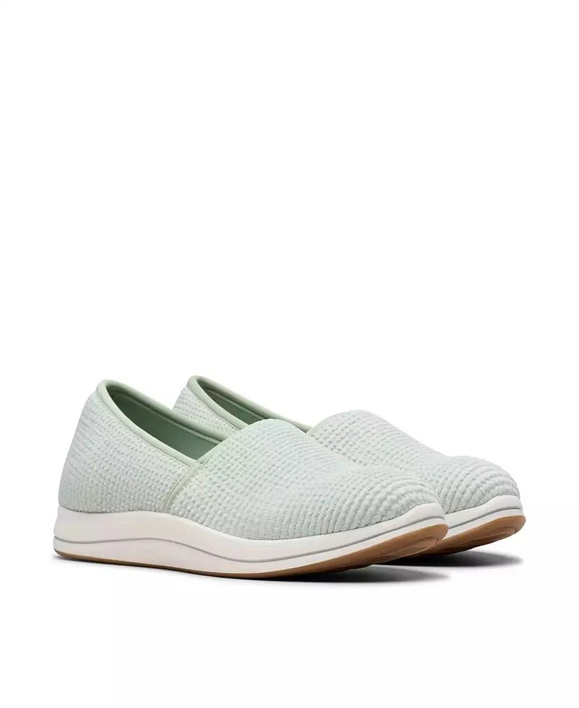 Clarks Cloudsteppers Women's Breeze Stretch Slip-On Shoes 5