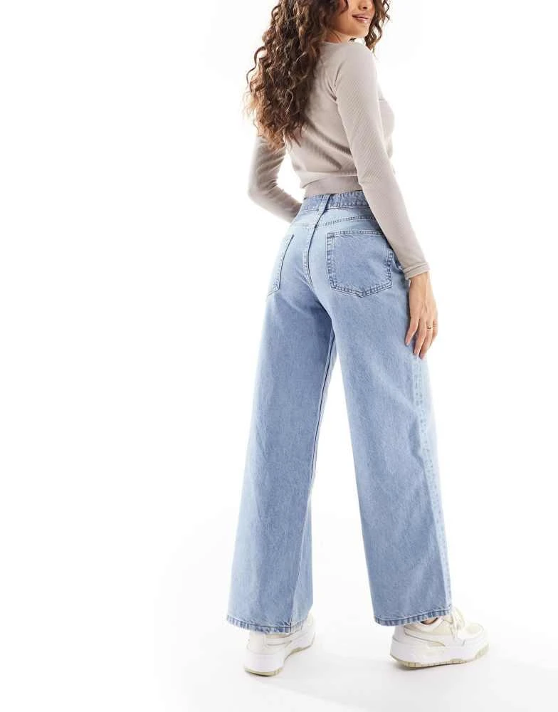 ASOS ASOS DESIGN Petite wide leg dad jeans in blue wash 3