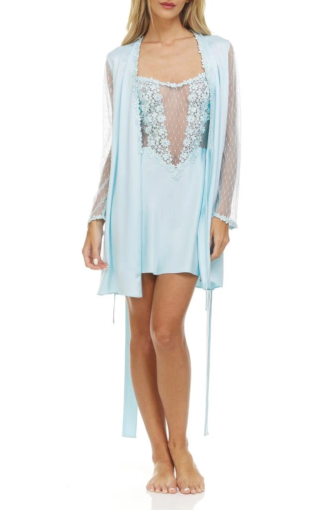 Flora Nikrooz Showstopper Robe 1