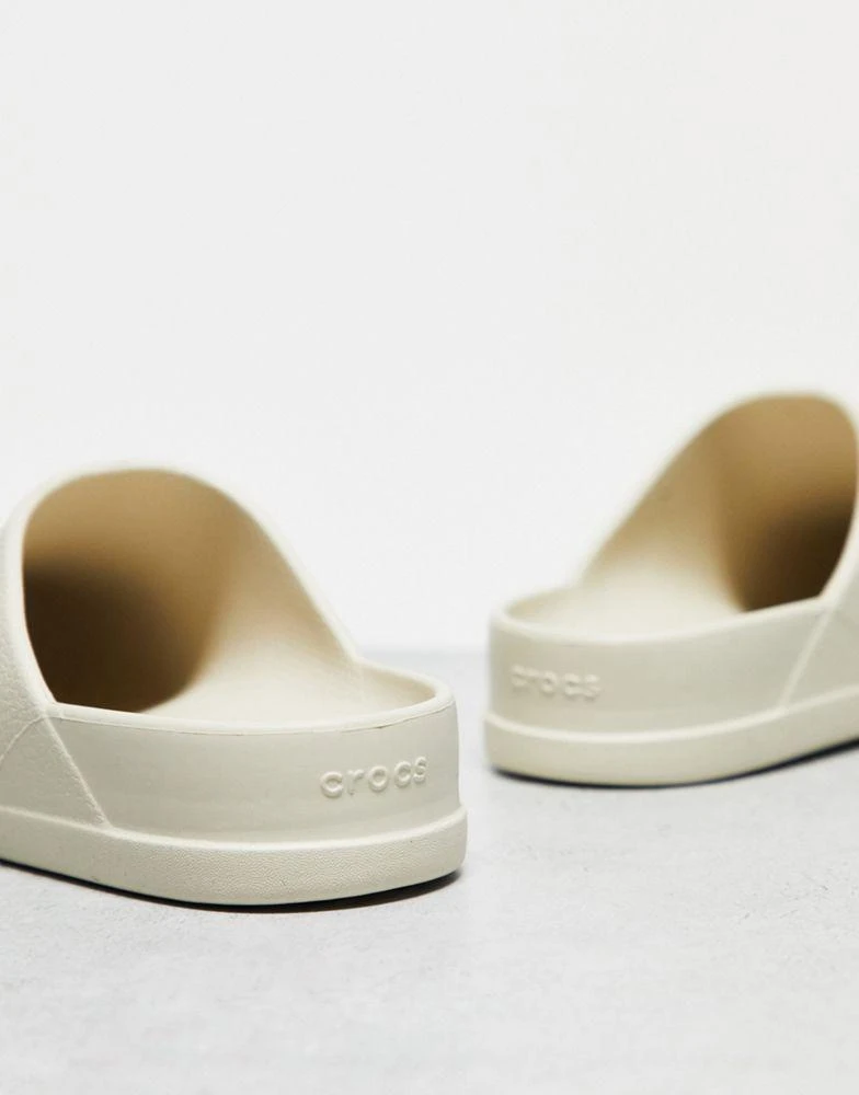 Crocs Crocs unisex dylan clogs in stucco beige 3