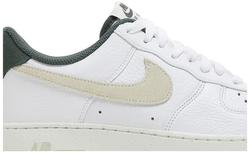 NIKE Air Force 1 Low '07 LV8 Vintage Green 3