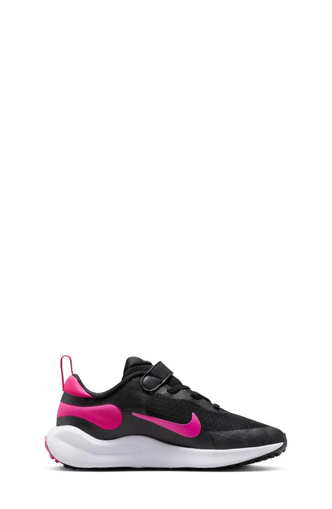 NIKE Revolution 7 Sneaker 6