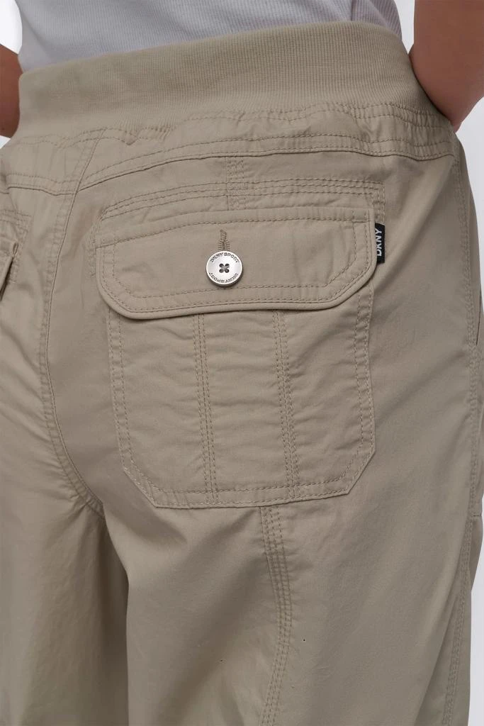 DKNY HIGH-RISE SHIRRED UTILITY CAPRI PANT 5