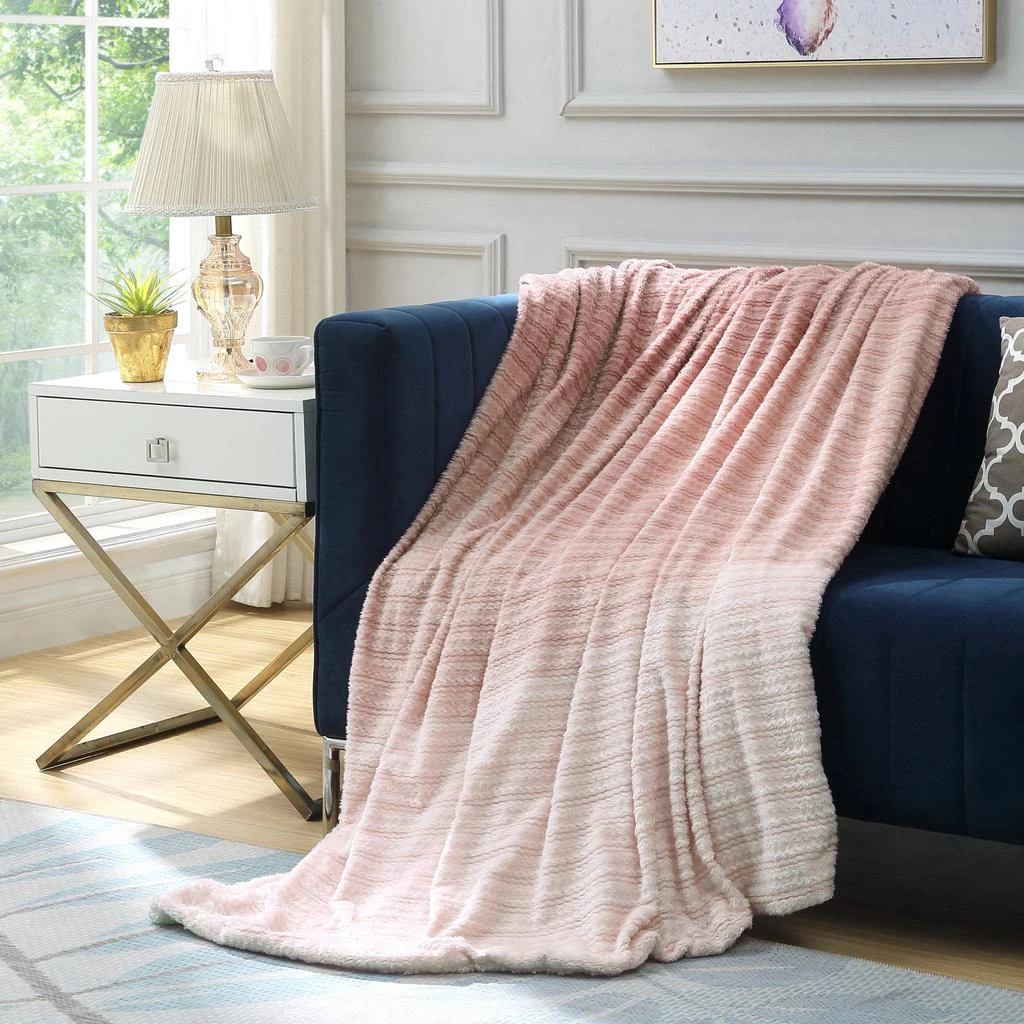 Cozy Tyme Cozy Tyme Tanesha Throw Blanket 1