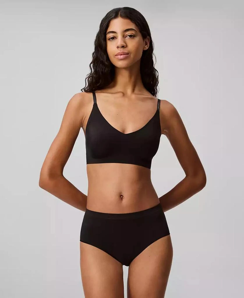 Calvin Klein Women's Invisibles Comfort Lightly Lined Triangle Bralette QF5753 3