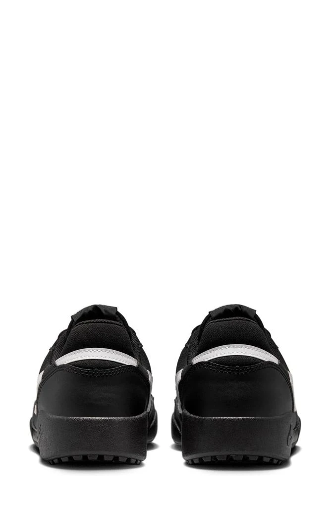 NIKE Terra Manta Sneaker 2