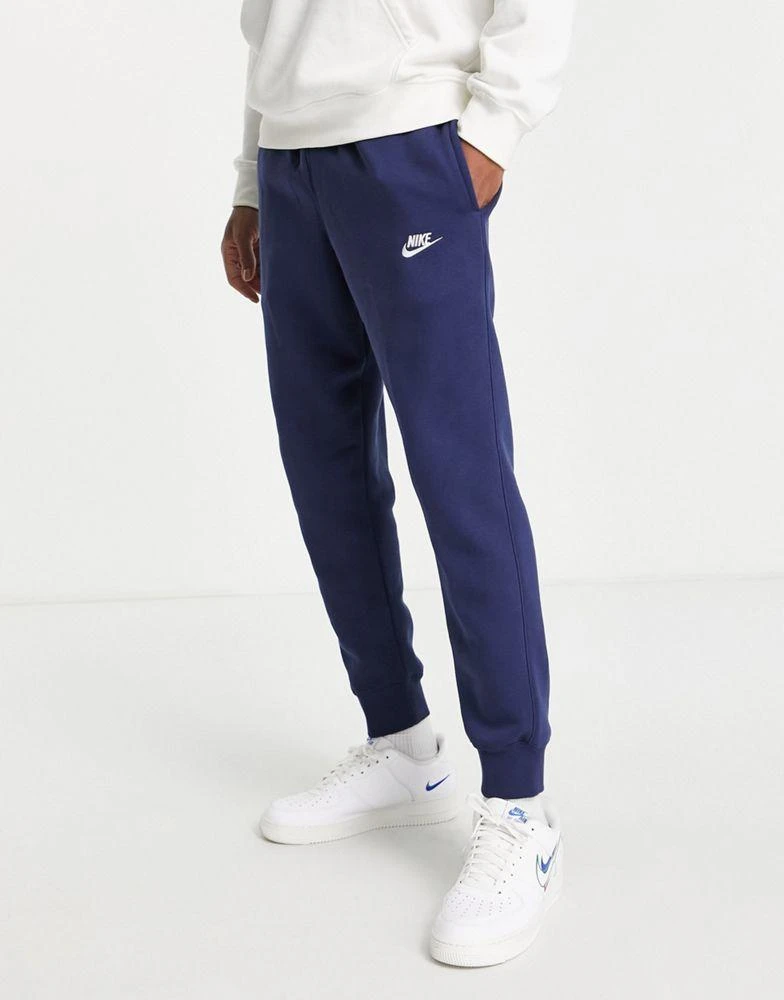 NIKE Nike Club cuffed joggers in navy 1