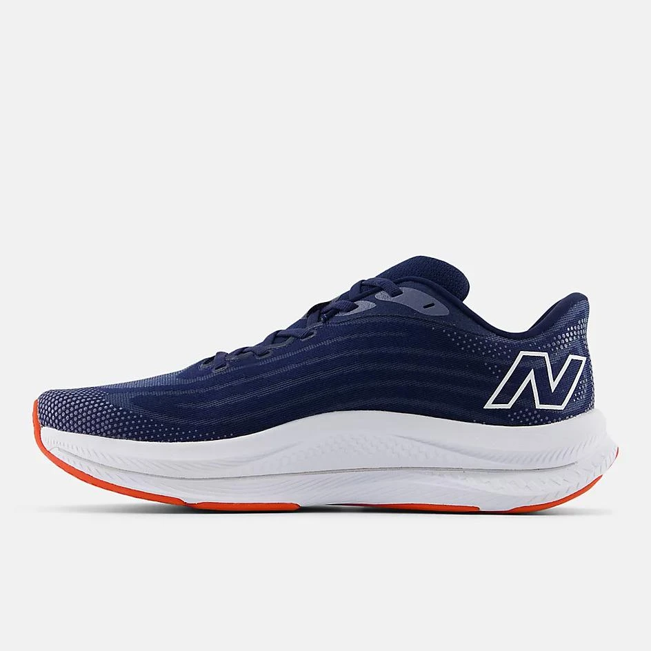 New Balance FuelCell Walker Elite 3
