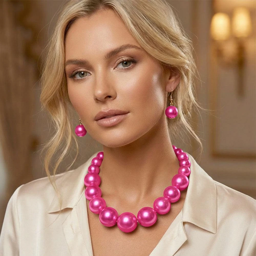 FASHNZFAB Graduated Pearl Beaded Statement Necklace