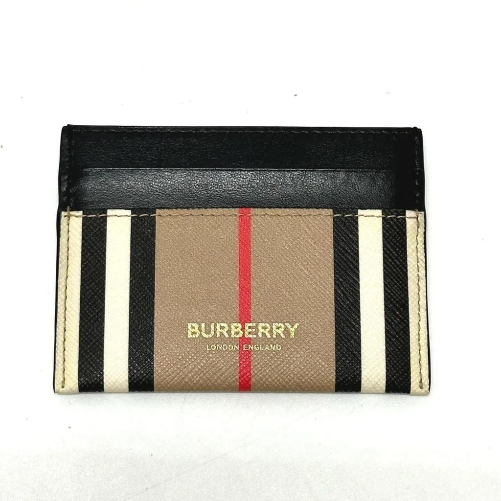 Burberry Leather Passport Cover (Pre-Owned)