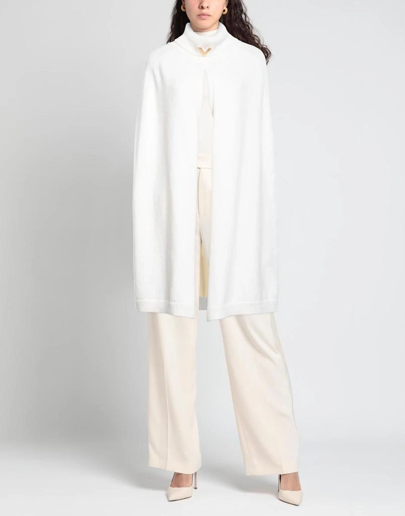 Valentino Cape 3