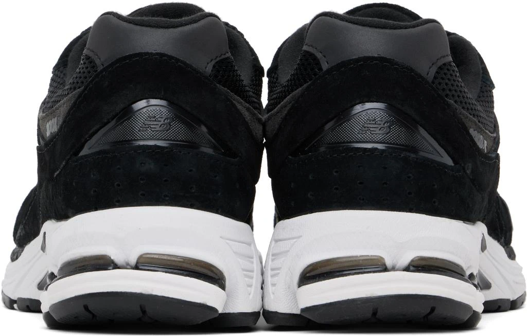 New Balance Black 2002R Sneakers 2