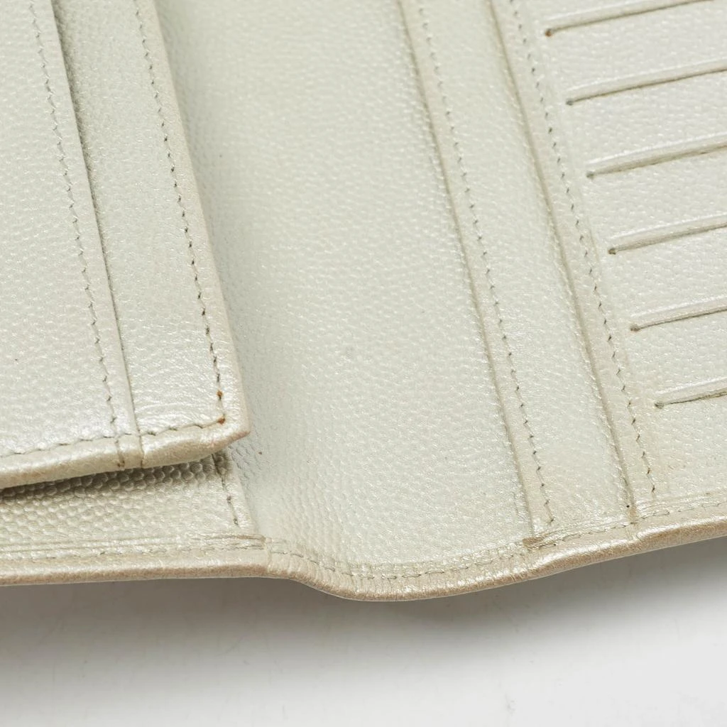 Chanel Chanel Pearl White Caviar Leather CC L Yen Continental Wallet 3